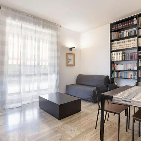 Casa Kika Comoda, Luminosa E Accogliente Milan Bagian luar foto