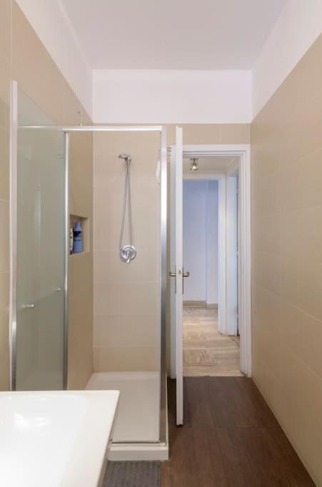 Casa Kika Comoda, Luminosa E Accogliente Milan Bagian luar foto